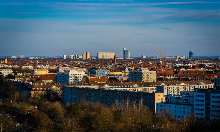 Bauanträge digitalisieren – Wartezeiten radikal verkürzen